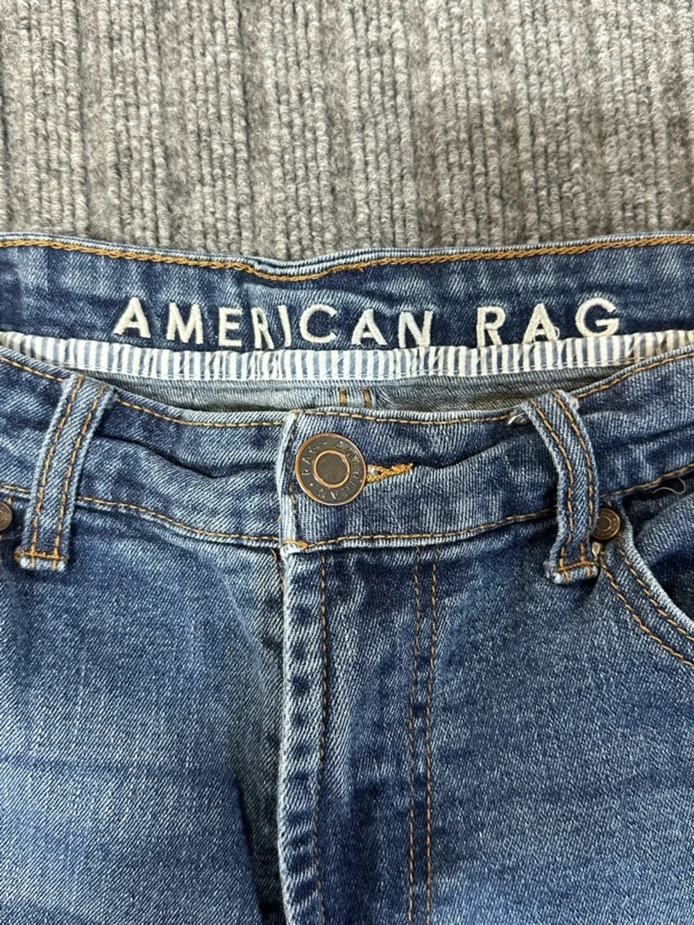 American Rag Jeans - Picture 6 of 8